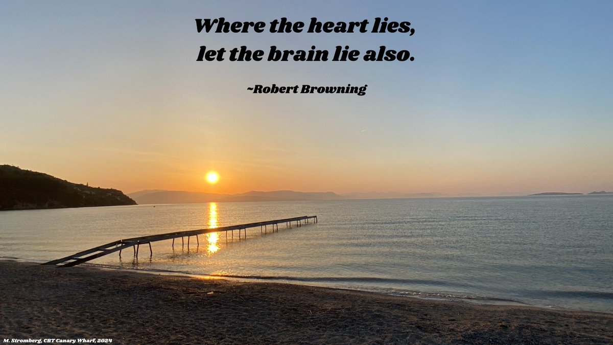 MarlaStromberg's tweet image. #SundayMorning "Where the heart lies, let the brain lie also". #Quote #RobertBrowning #MyPhoto 📸🇬🇷