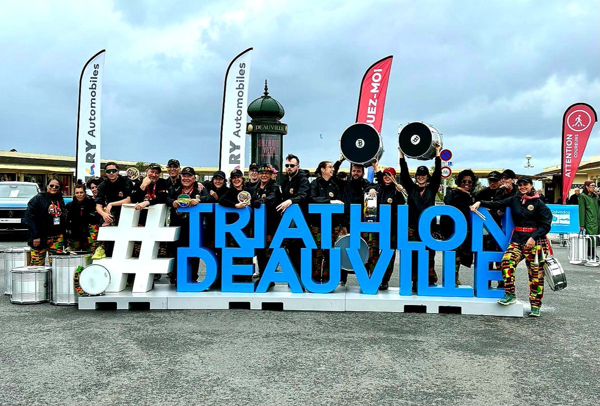 AmanhaBanda's tweet photo. @TriDeauville toujours un plaisir. Bravo à tous. @DeauvilleFr
#triathlon #percussions #bateria #course #paris2024 #batucada #normandie #Normandy #animation #deambulation https://t.co/TSDMocCLkX