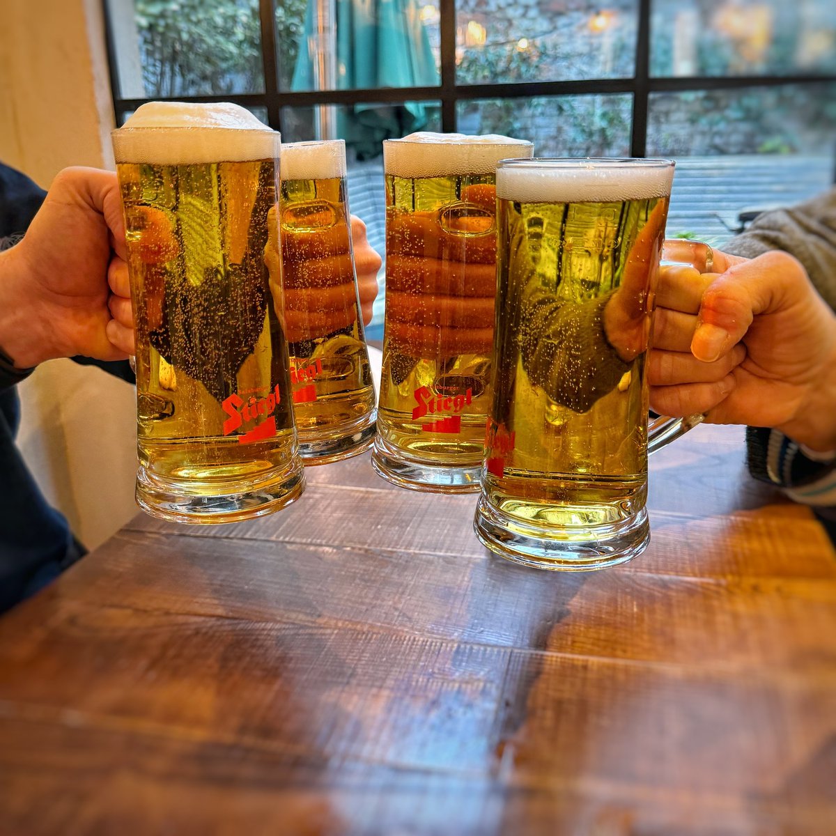 Prost to all of the incredible Dads and Father figures! Happy Father’s Day 🍻