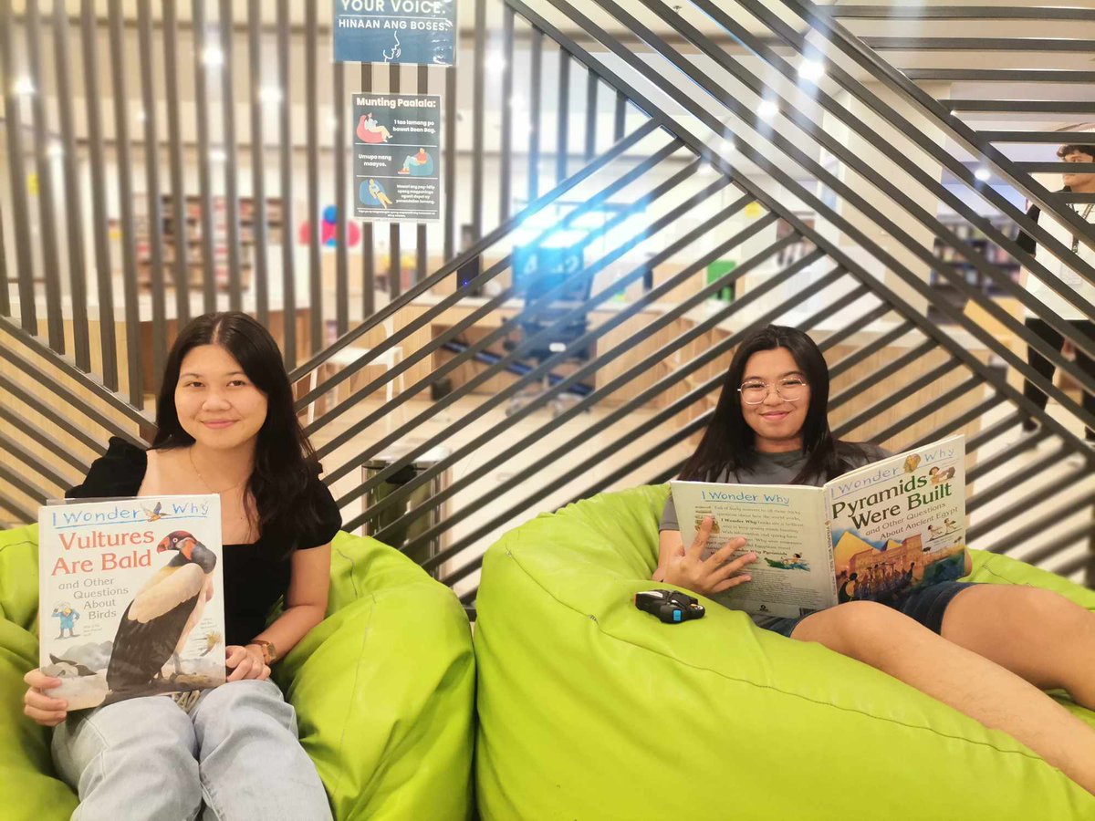 valcitylibrary's tweet photo. Mga larawan ngayong Linggo sa GF ng Valenzuela City Library (ValACE). Happy Sunday po sa lahat!โจ๏ธ
#ValACEWeekends #ValACE #ValenzuelaCityLibrary #AklatanNatinIto #AkoAtAngAklatan https://t.co/Ft520xres0