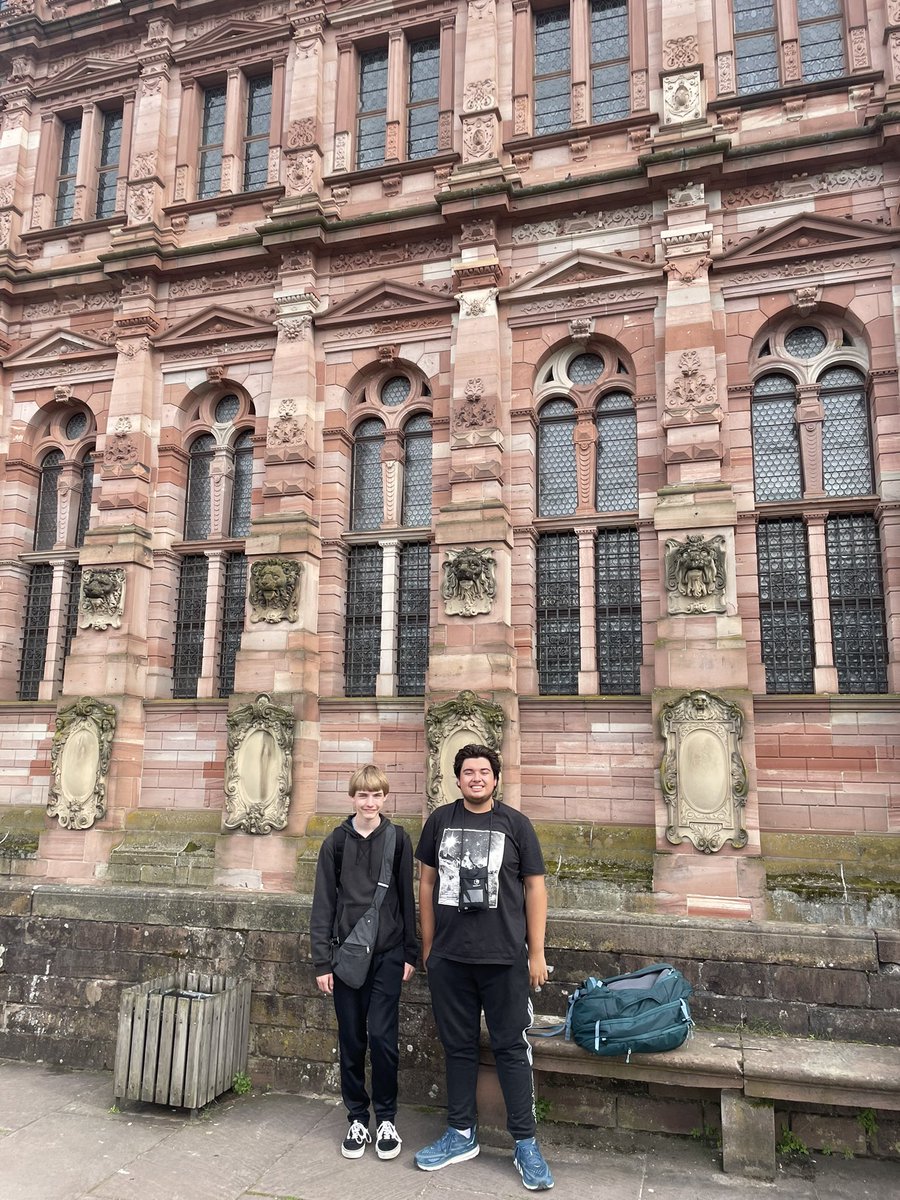 oe_german's tweet photo. Was fun to celebrate another student’s birthday! This time in Freiburg and Heidelberg. Alles Gute zum Geburtstag, Peyton! https://t.co/IElg6VQFpn