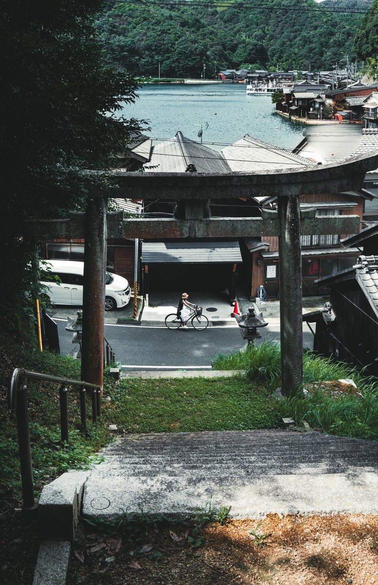 ayamegraphy's tweet photo. 京都北部に位置する伊根町。
夏を味わえる場所なので是非行ってほしい。 https://t.co/WP71uVGNGB