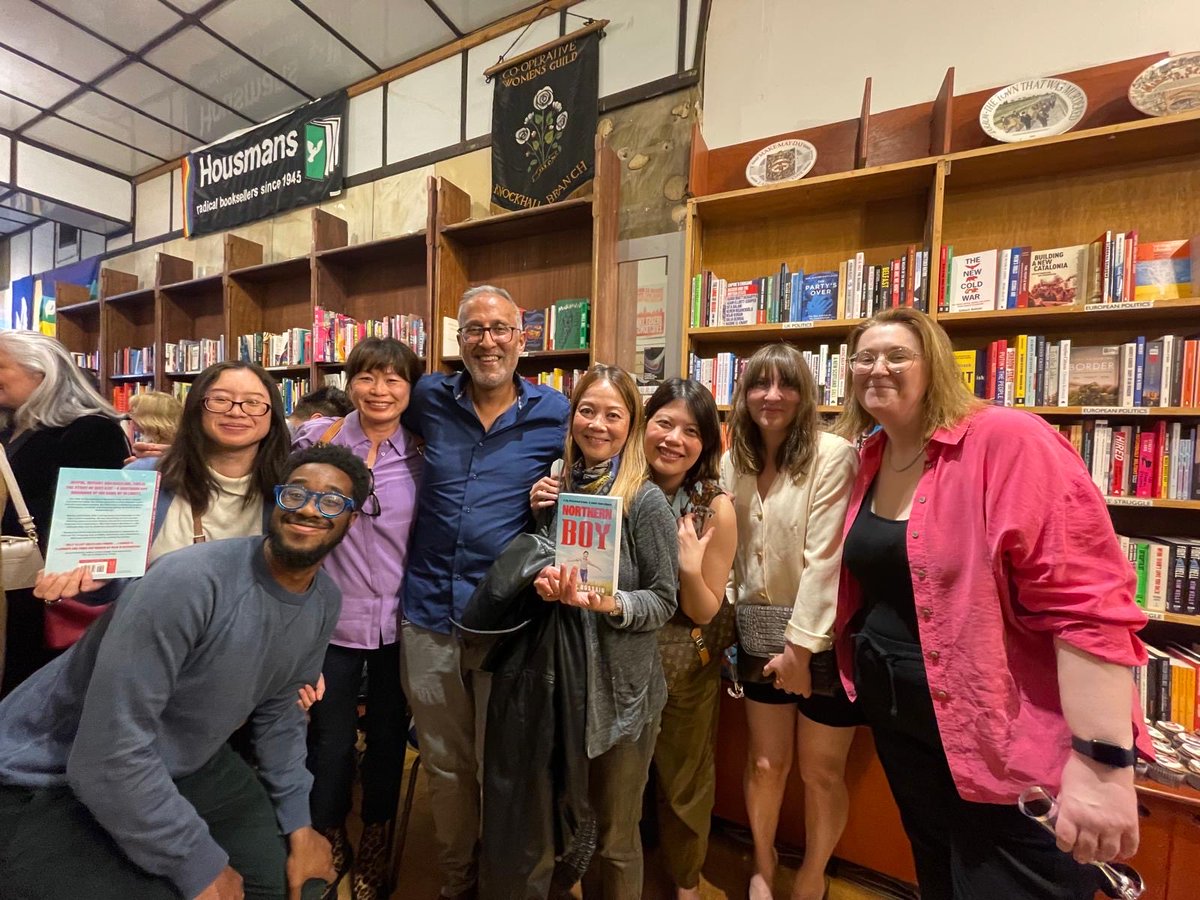 ihussainwriter's tweet image. A huge thank you to ⁦@HousmansBooks⁩ for hosting the Northern Boy/Daughters of the Nile launch last night. The whole team were amazing and unbelievably helpful. A perfect choice of bookshop for books written by outsiders for outsiders. ⁦@unbounders⁩