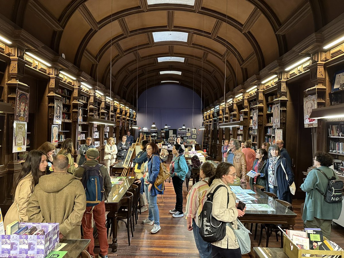 CAFIgalicia's tweet photo. Igrexa mozárabe de San Miguel, mosteiro de San Rosendo, (sorpresa) biblioteca do IES Celso Emilio Ferreiro, poleiro e concerto didáctico de órgano🎹 https://t.co/ace3I5w1QH