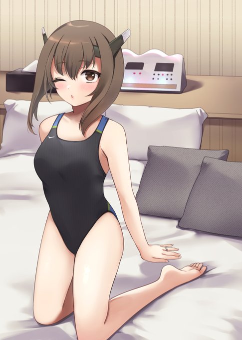 人妻で競泳水着の大鳳さん 