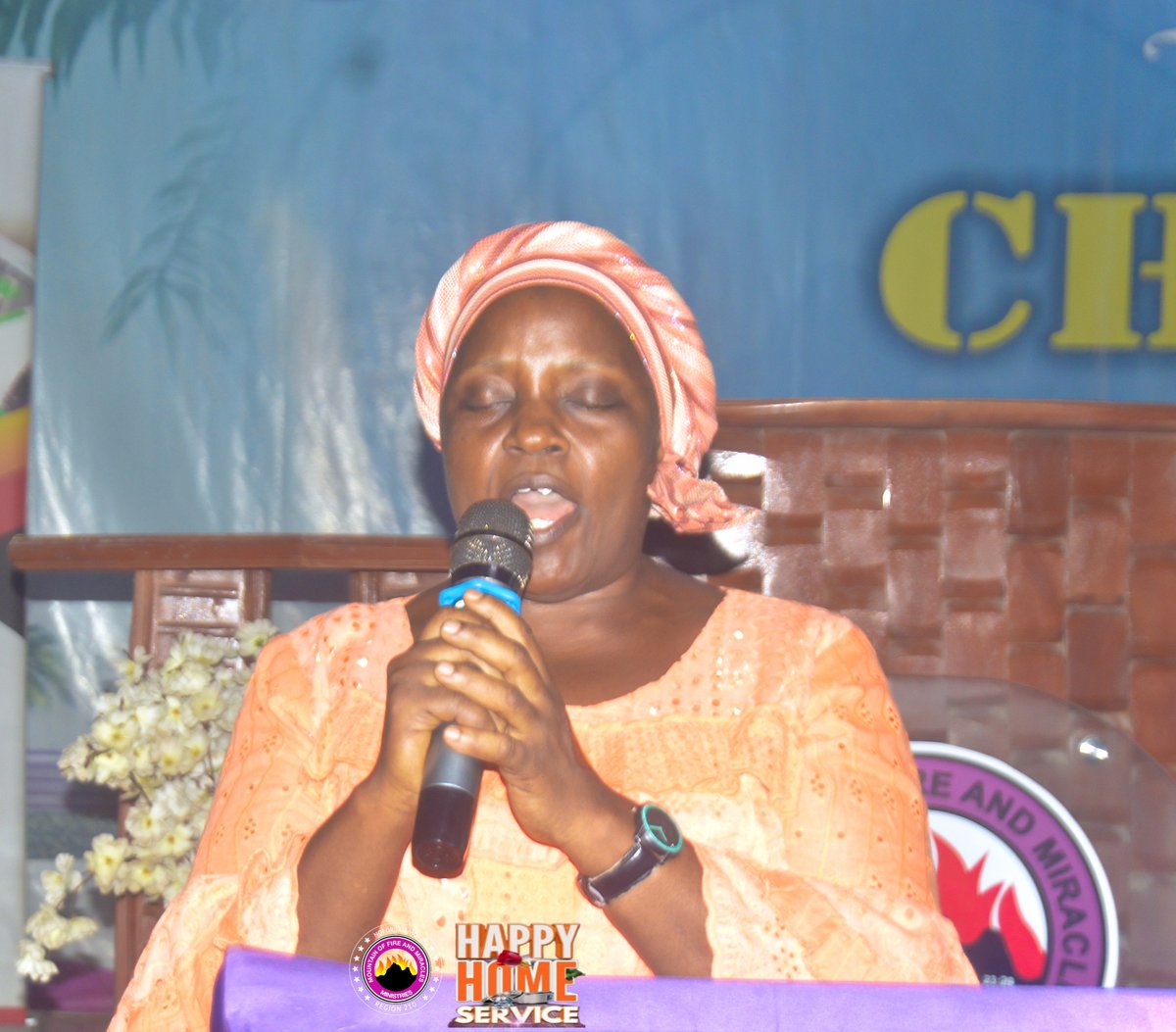 Lr210MfmN's tweet photo. "May our prayers ๐ท be a reflection of our trust in God's goodness, our faith in His promises, and our love for his presence."
#mfmnoforija
#OpeningPrayer
#happyhome
#SundayService
#June2024 https://t.co/6QByngxEiq