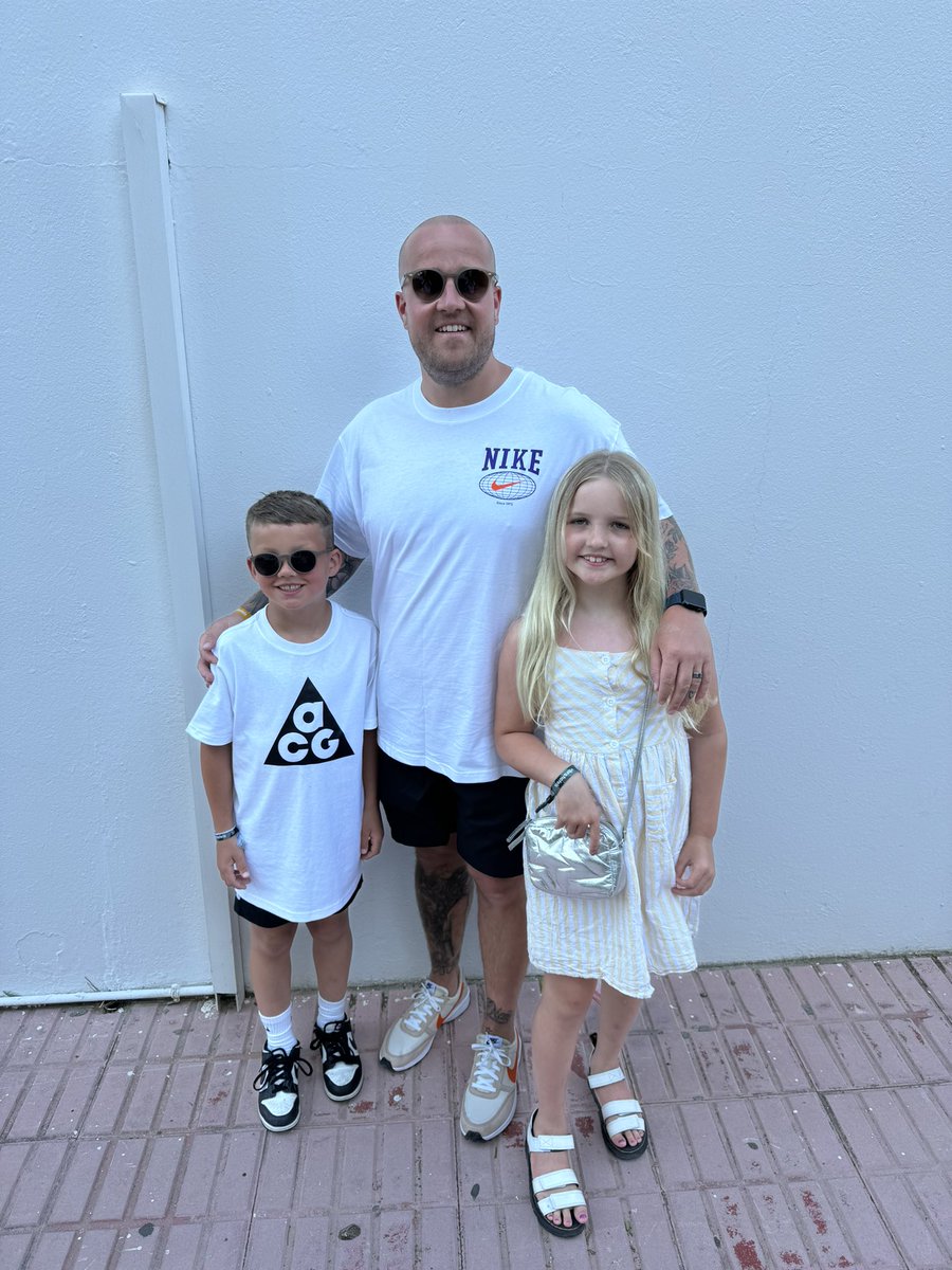 Aimee Waythe tweet media