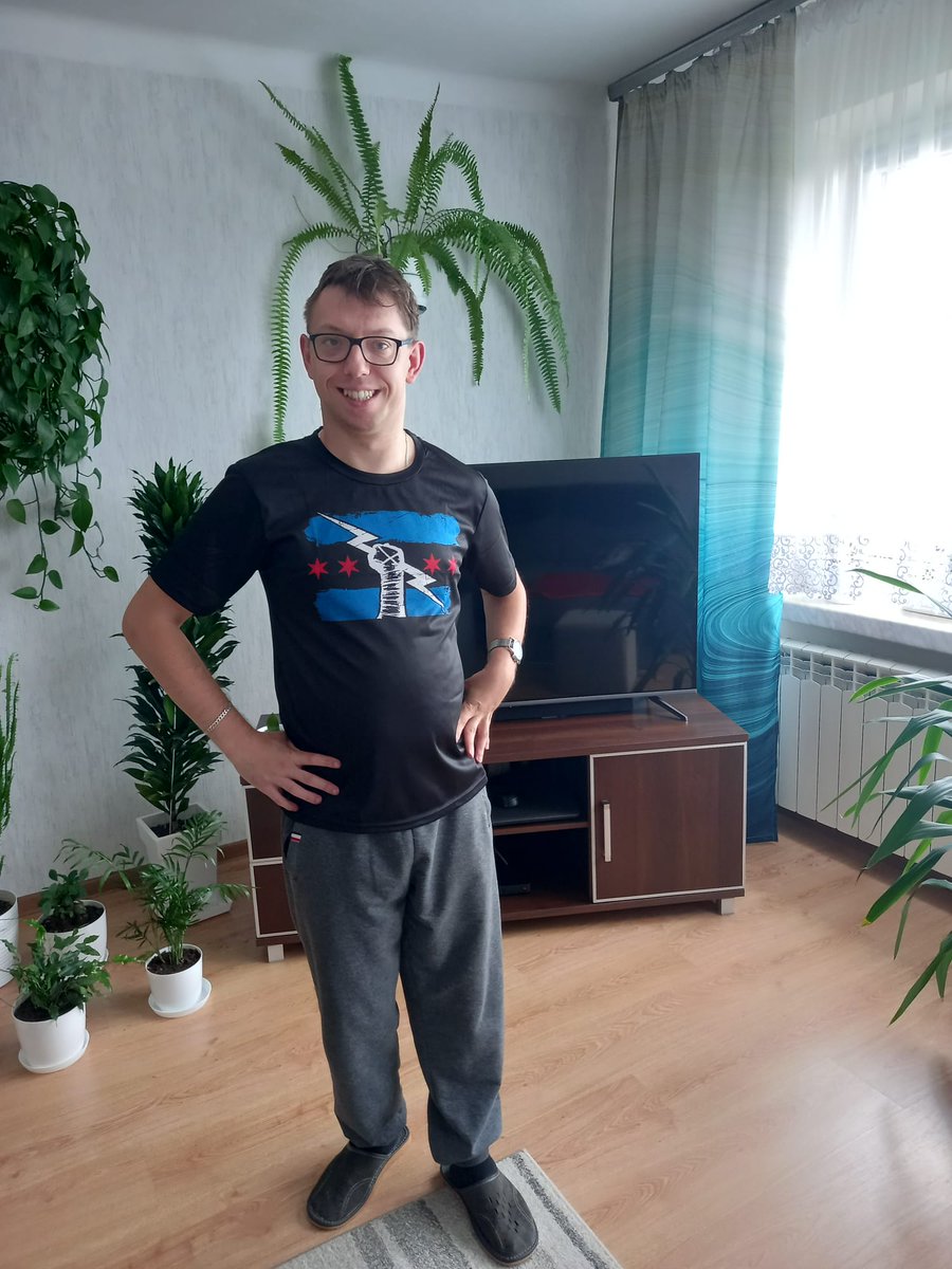 lmicm10's tweet image. My New T-Shirt @CMPunk 😀 #WWE #CMPunkReturn