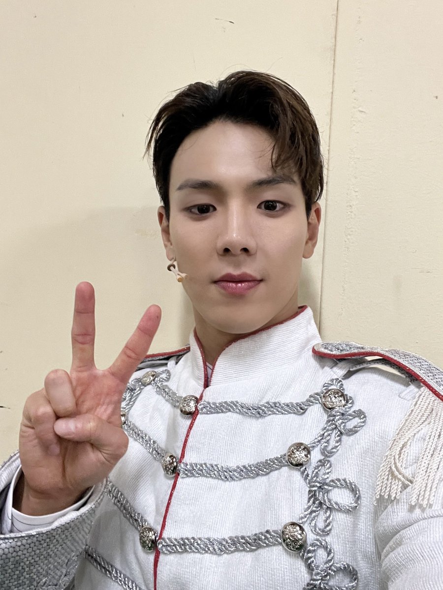 무엇보다 가까이서 몬베베들 보고 같이 즐길수있어서 좋았어요
삼개월동안 모스크바에서 잘살다 갑니다
응원해주셔서 감사했습니다 #셔누