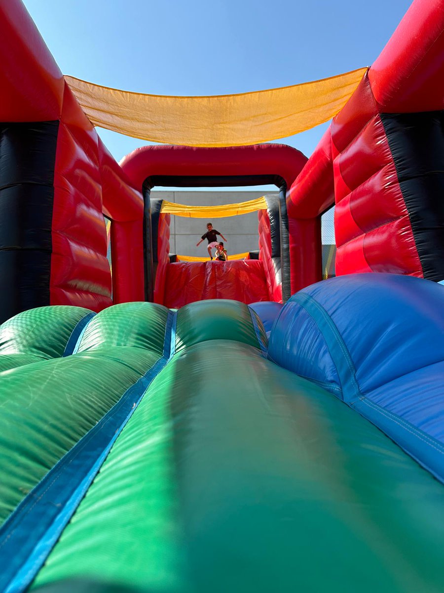 Escola Els Vinyals tweet media