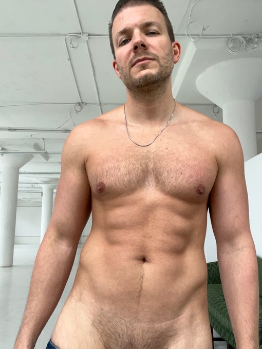 Whatcha doin down there? https://t.co/NkK75tJeP5<a href="/tag/car"class="tags"><span>#car</span></a><a href="/tag/porn"class="tags"><span>#porn</span></a><a href="/tag/solomale"class="tags"><span>#solomale</span></a><a href="/tag/onlyfans"class="tags"><span>#onlyfans</span></a>