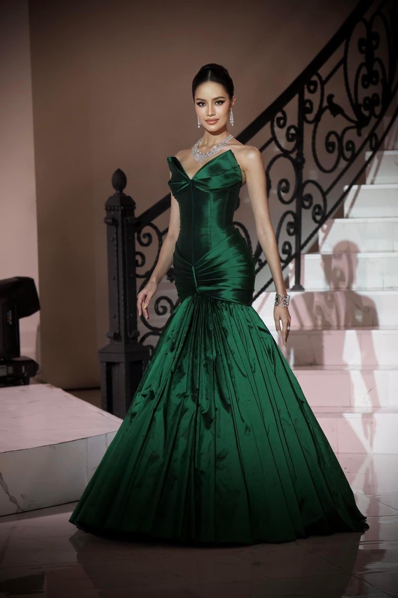 มงเถอะขอร้อง #opalsuchata #mutbangkok #MissUniverseThailand2024