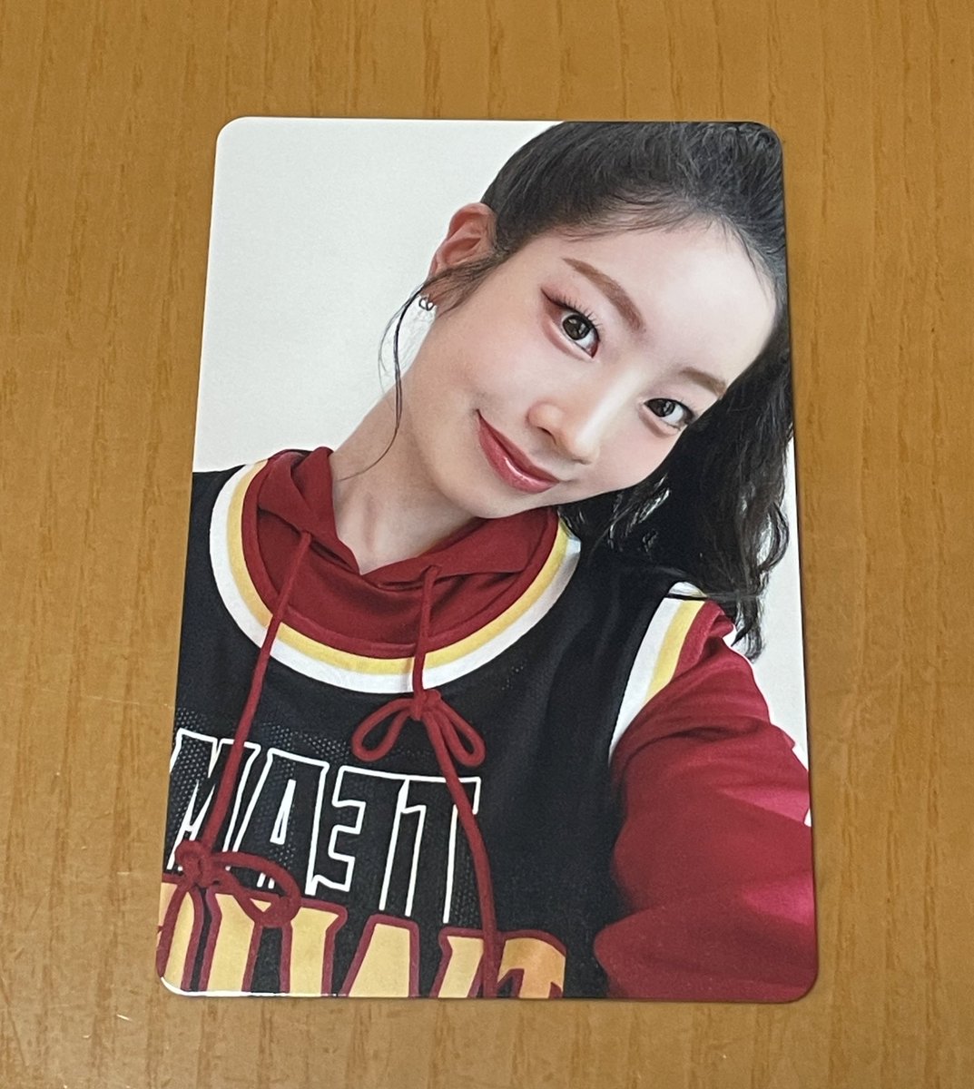 TWICE READY TO BE 特典トレカ 交換

譲）ダヒョン
求）チェヨン>>ミナ

郵送で対応いたします📮
 #TWICEトレカ交換  #TWICE交換