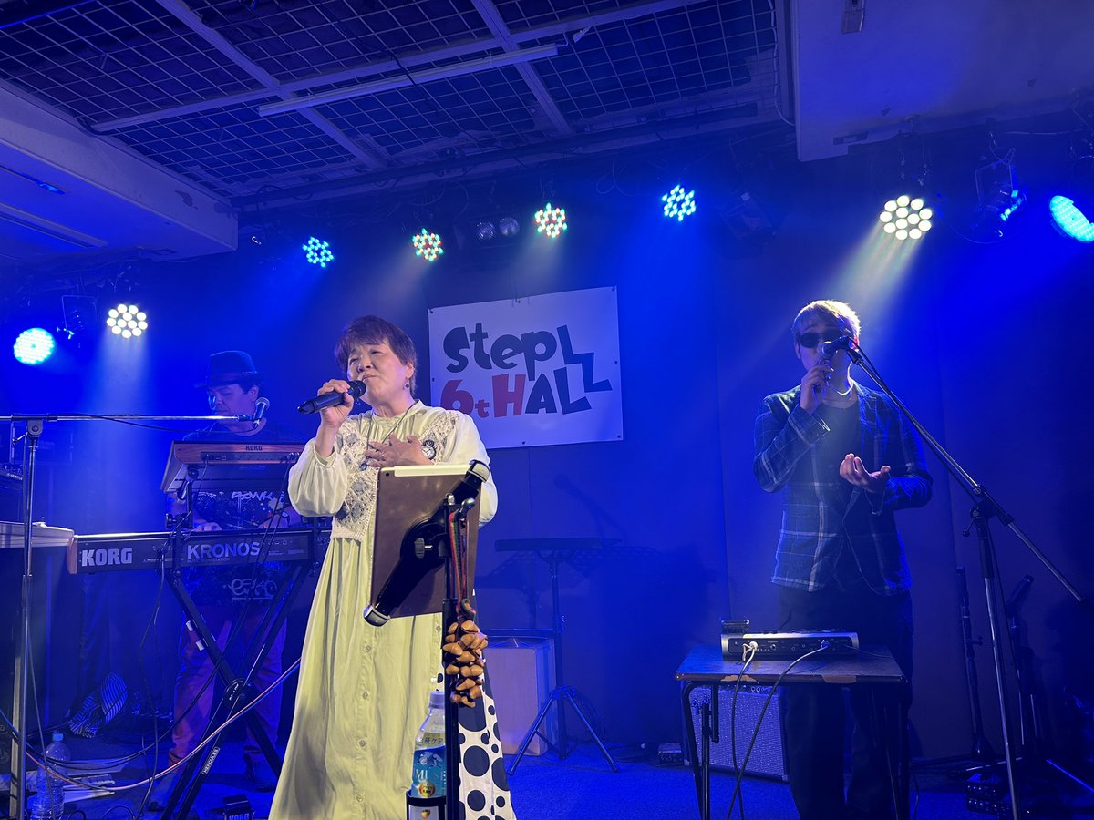 honeytrapmm's tweet photo. 今日はAKOさん主催のライブでした✨
いろんな演者さんとの出会いは凄く刺激的です❣️
#中津StepHALL
#teamAKO
#サンムーンパッケージ
#蜜toラップ https://t.co/gxuAarvF8m