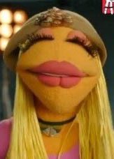 juliancandon's tweet photo. El logo de la #EURo2024 parece Janice de los Muppets https://t.co/g2xsBzQf0e