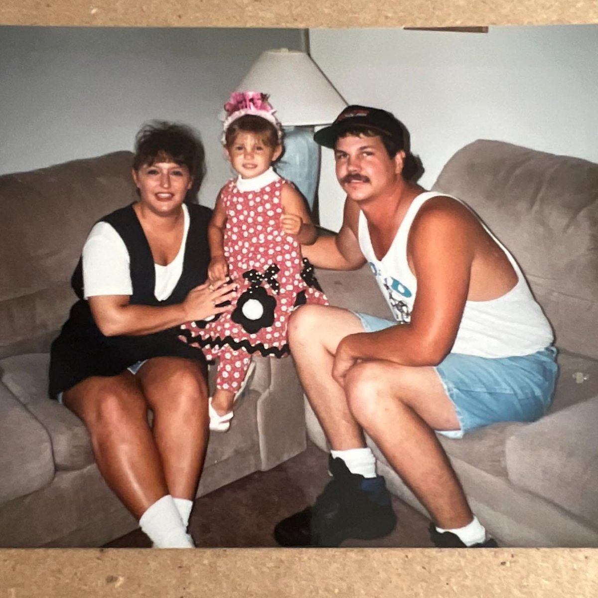 nikkilynnef's tweet photo. Happy Father’s Day to my Poppa Bear! He is the best daddy a girl could ask for! ❤️🐾 We love you bunches! @funderburk_mark #happyfathersday https://t.co/1yy2tLItOp