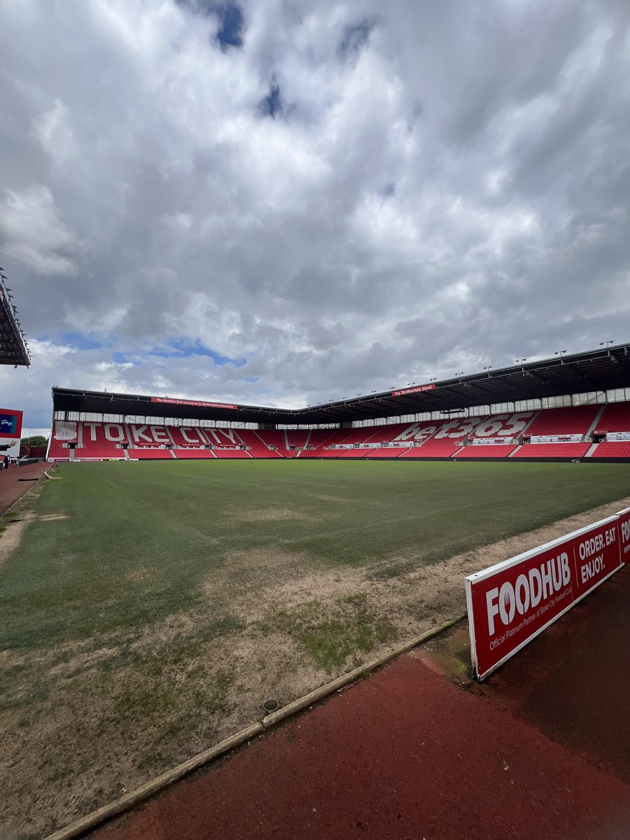 lx_2704's tweet image. unreal experience standing pitch side today❤️ missing it sm🥲