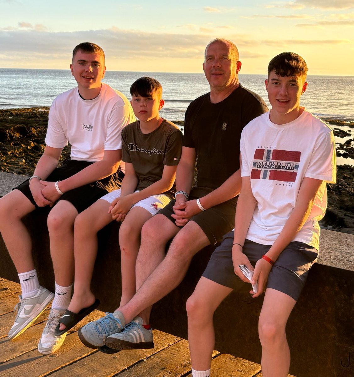 Proud to be able to call myself Dad to
these 3. Nice to spend the day on the beers at butlins with the eldest. I’m sure my dad’s looking down and smiling at the
Antics. Happy Father’s Day mate . We miss you x