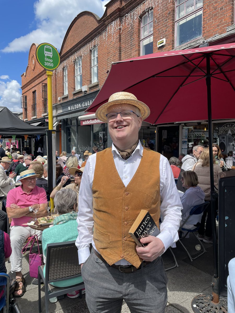 RonanMurrayMuso's tweet image. For the day that’s in it. #bloomsday #glasthule #sandycove #jamesjoyce #ireland