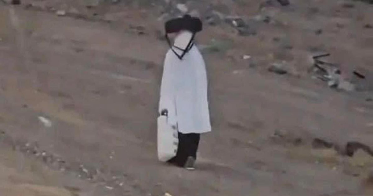 "السير إلى الله".

ستسير وحدك .. وتصل وحدك .. وتقف بين يدي الله وحدك .