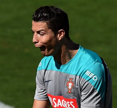 Des "supporters" de l'OM n'ont pas confiance en Longoria/Benatia/DeZerbi/Otero
