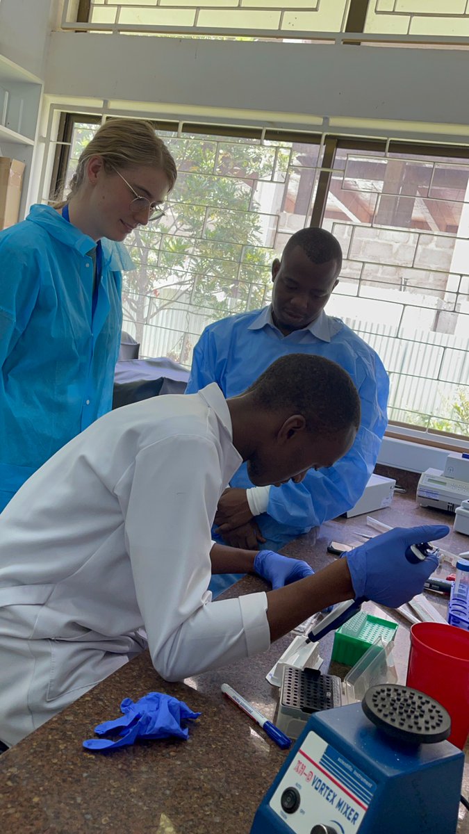 In the third edition of our "Faces Behind LUMC Global" interview series Dr. Jeremia J Pyuza (BSc, MD, MBA,PhD candidate), a medical doctor and a laboratory scientist, tells us the inspiring story of his journey from Tanzania to the Netherlands: lumcglobal.nl/news-updates/d…