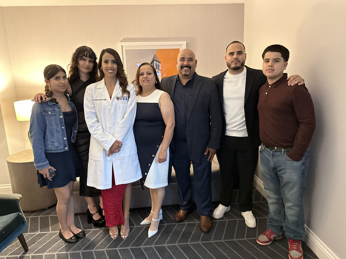 VanniRod's tweet image. After 13 years of embarking on this journey, I’m officially a Harvard trained EM Attending! I wouldn’t be here without the full support of my parents, who sacrifice so much to get me here .  From our humble beginnings to now the first physician in my family, I did this for them..