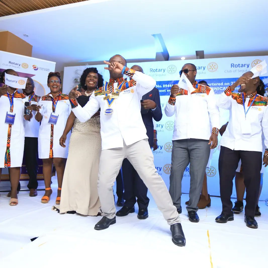 rotaryseguku's tweet image. We had a fantastic Grand Entrance of Hope Creator President, President Elects and Guest of Honour. The energy and excitement in the room were palpable as they made their way to the stage. 
#7thPresidentialInstallation