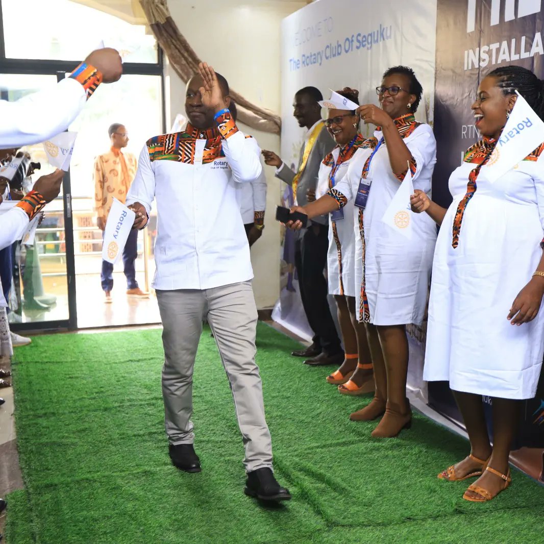 rotaryseguku's tweet image. We had a fantastic Grand Entrance of Hope Creator President, President Elects and Guest of Honour. The energy and excitement in the room were palpable as they made their way to the stage. 
#7thPresidentialInstallation