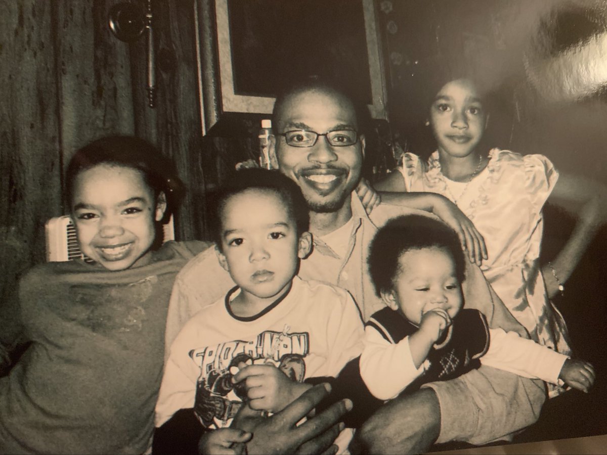 Etiennestrothers tweet media