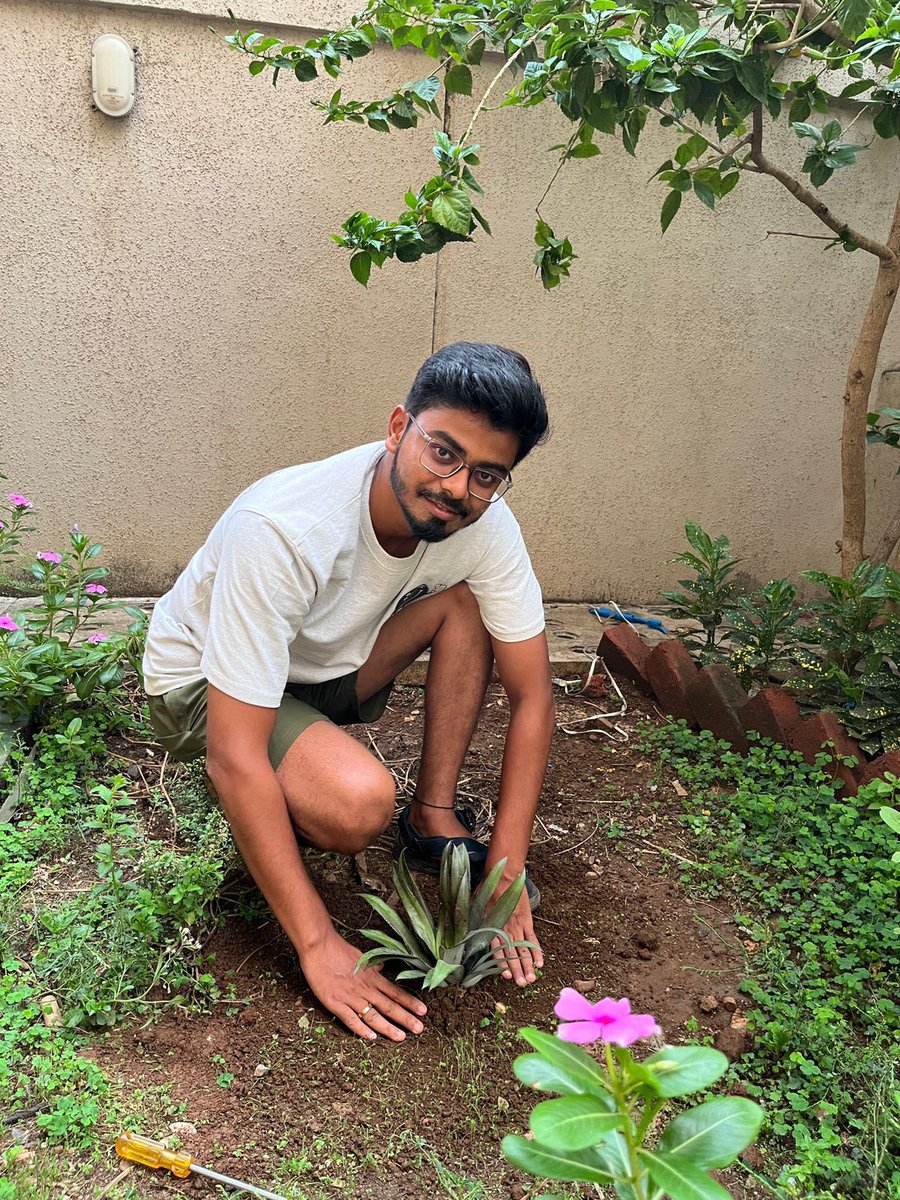 care_yuva's tweet photo. 🪴 Mission Green Initiative 🪴 

#eachoneplantone #missiongreen #treeplanting #yuvacare https://t.co/SX06p5Zlq6