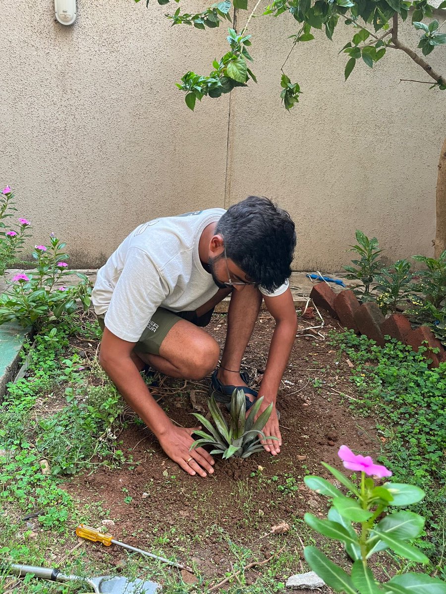 care_yuva's tweet photo. 🪴 Mission Green Initiative 🪴 

#eachoneplantone #missiongreen #treeplanting #yuvacare https://t.co/SX06p5Zlq6