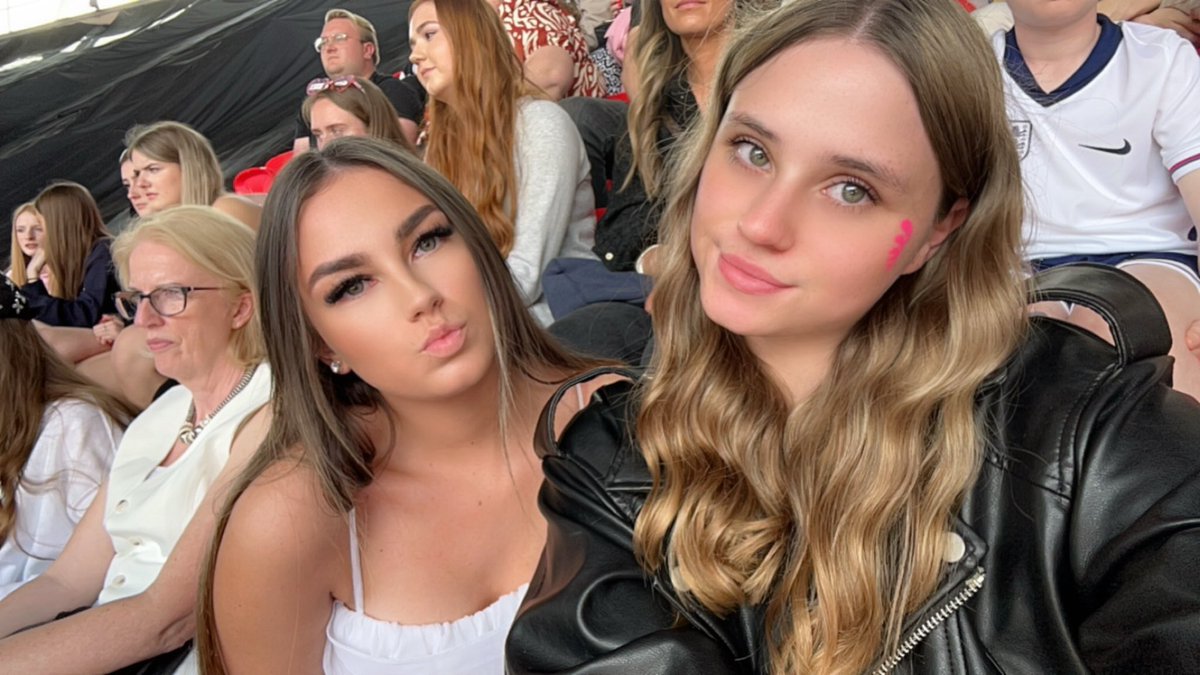 #capitalstb having the best time!