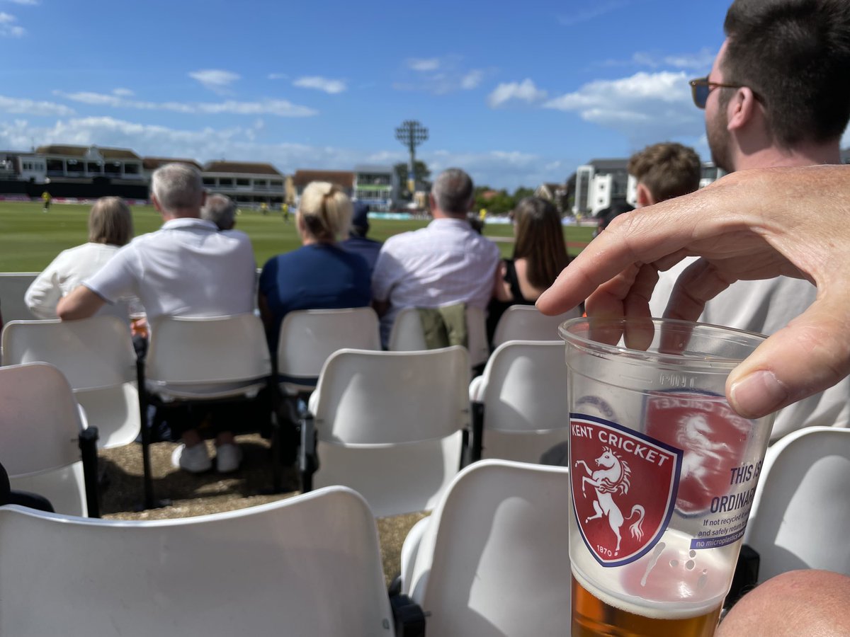 Louise Naylor tweet media