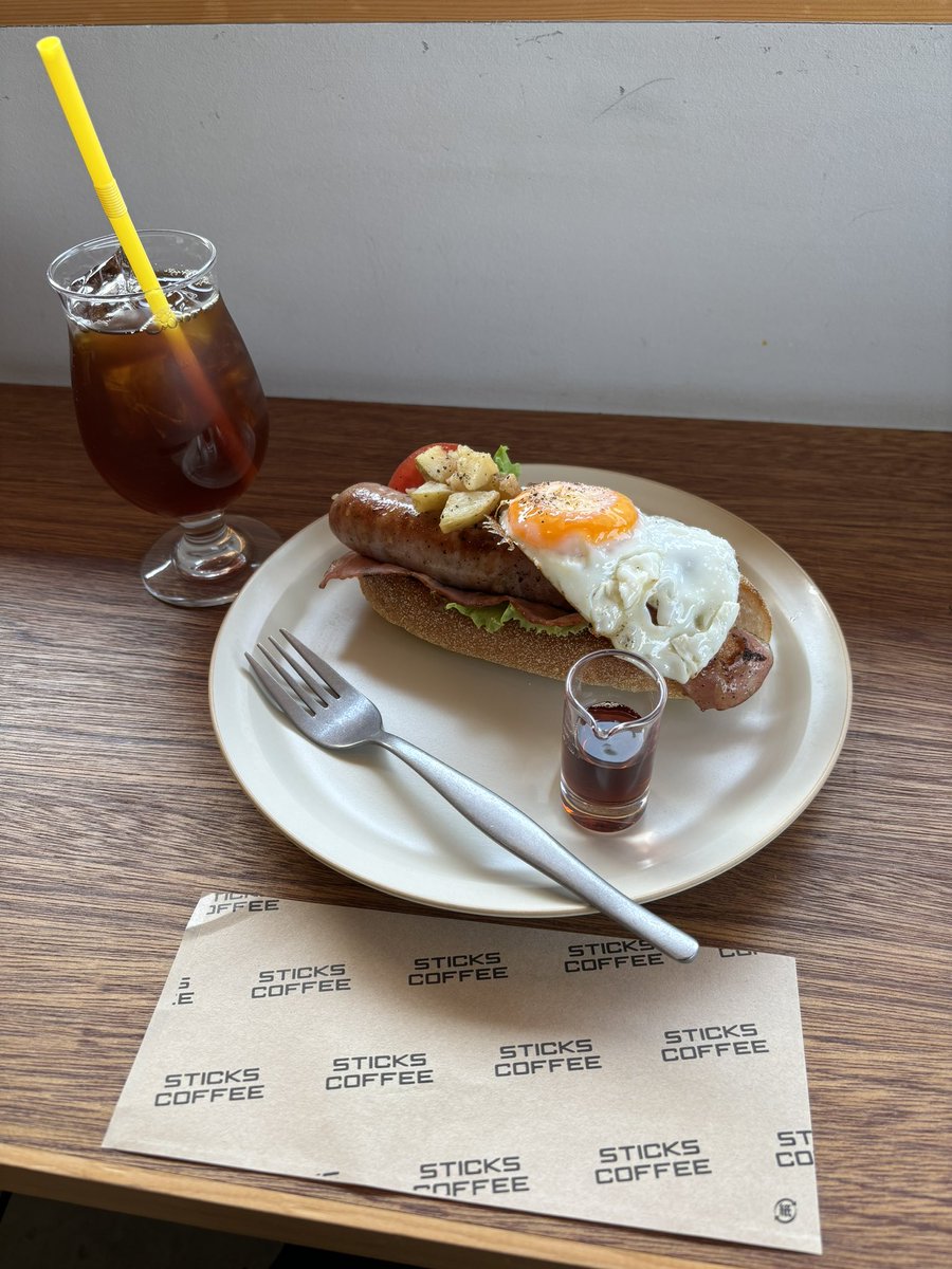 takabou_miyabi's tweet photo. ご馳走様でした!
今度はチュロスを食べに来ます😋
#stickscoffee https://t.co/r6VhSay7eZ