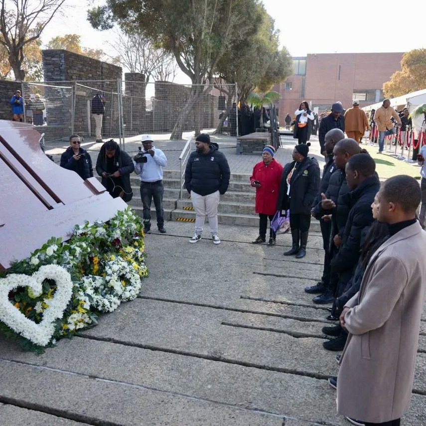 RiseMzansiYouth's tweet image. Today, Rise Mzansi National Leader Songezo Zibi and NLC members are in Soweto to honor the courageous youngsters who fought for the rights that many of us now enjoy. 

We also consider the reality that today's youth face another era of limited possibilities and options
#YouthDay