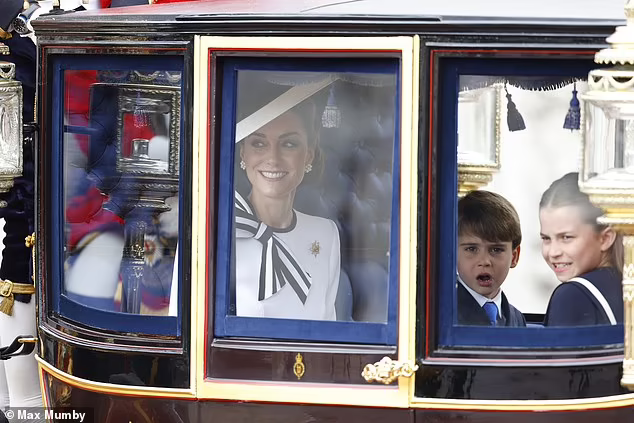 mickeymac619's tweet photo. @bol_lucy @UnityNewsNet When the meeja announced she wouldn't be back before 2025, they were not yet sure whether the #deepfakekate footage would be ready in time for the Trooping the Colour psyop extravaganza..
https://t.co/oyRDqwf3Qv https://t.co/Dkqy6DRvMT