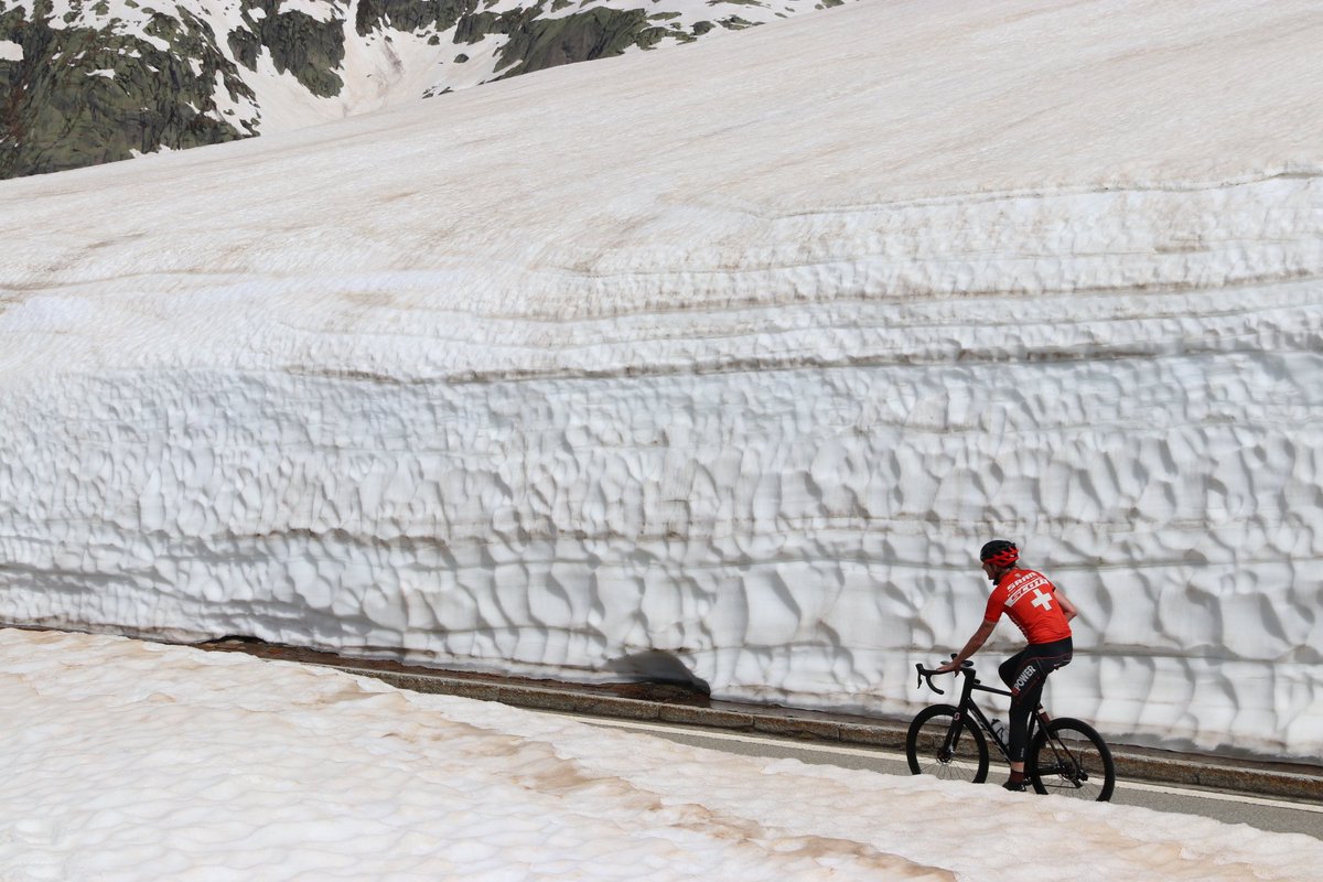 danivumalvier's tweet image. Ich habe noch ein bisschen Schnee gefunden. #Grimselpass