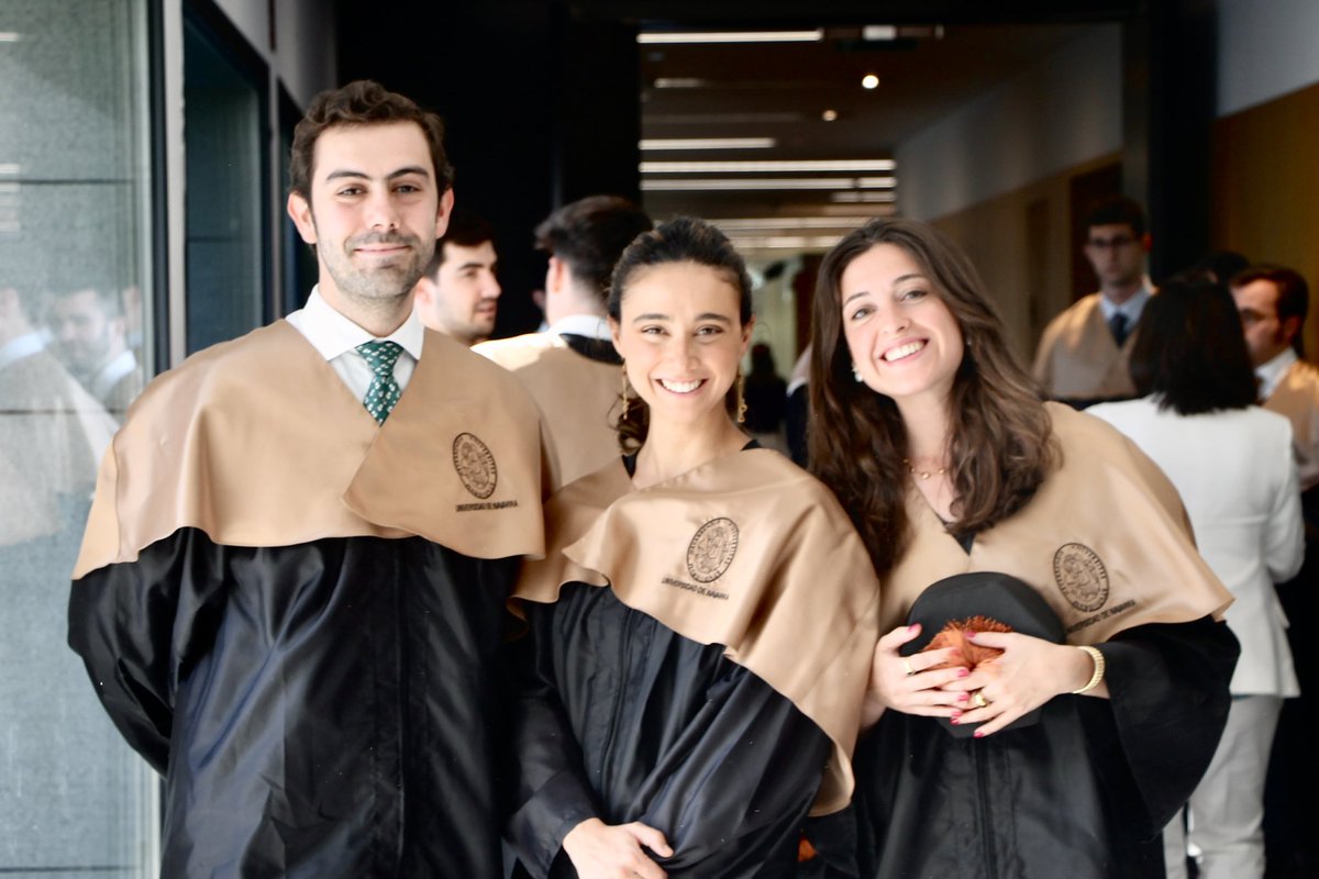 tecnun's tweet photo. Ayer, 15 de junio, en la sede de posgrado de Madrid, tuvo lugar el Acto de Imposición de birretes a los estudiantes de los másteres y doble máster de Ingeniería Industrial y de Innovación Tecnológica 👇

@unav #tecnun #unav https://t.co/ib3xt4A8T8