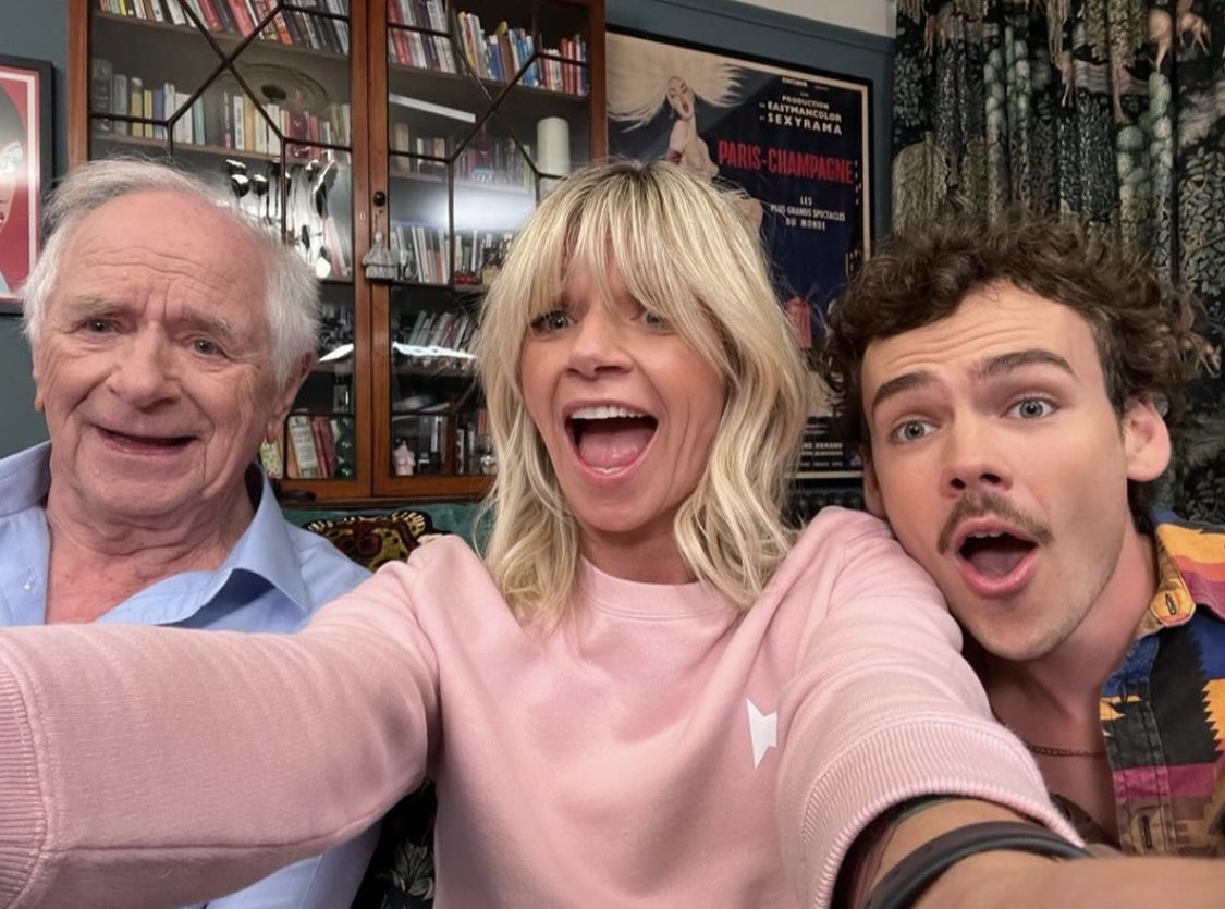 ZoeTheBall's tweet image. happy Father’s Day ♥️
love you dadly dude… and a mighty wallop of love if you find today 💔 xxx