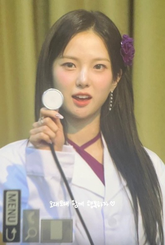 cthemomentsss's tweet photo. 20240616 최유진 프리뷰💕
세상에 최고의 의사😍
@official_kep1er
#최유진 #유진 #ユジン #CHOI_YUJIN #Yujin #Kep1er #케플러 #ケプラー https://t.co/SI0y1vTg2b