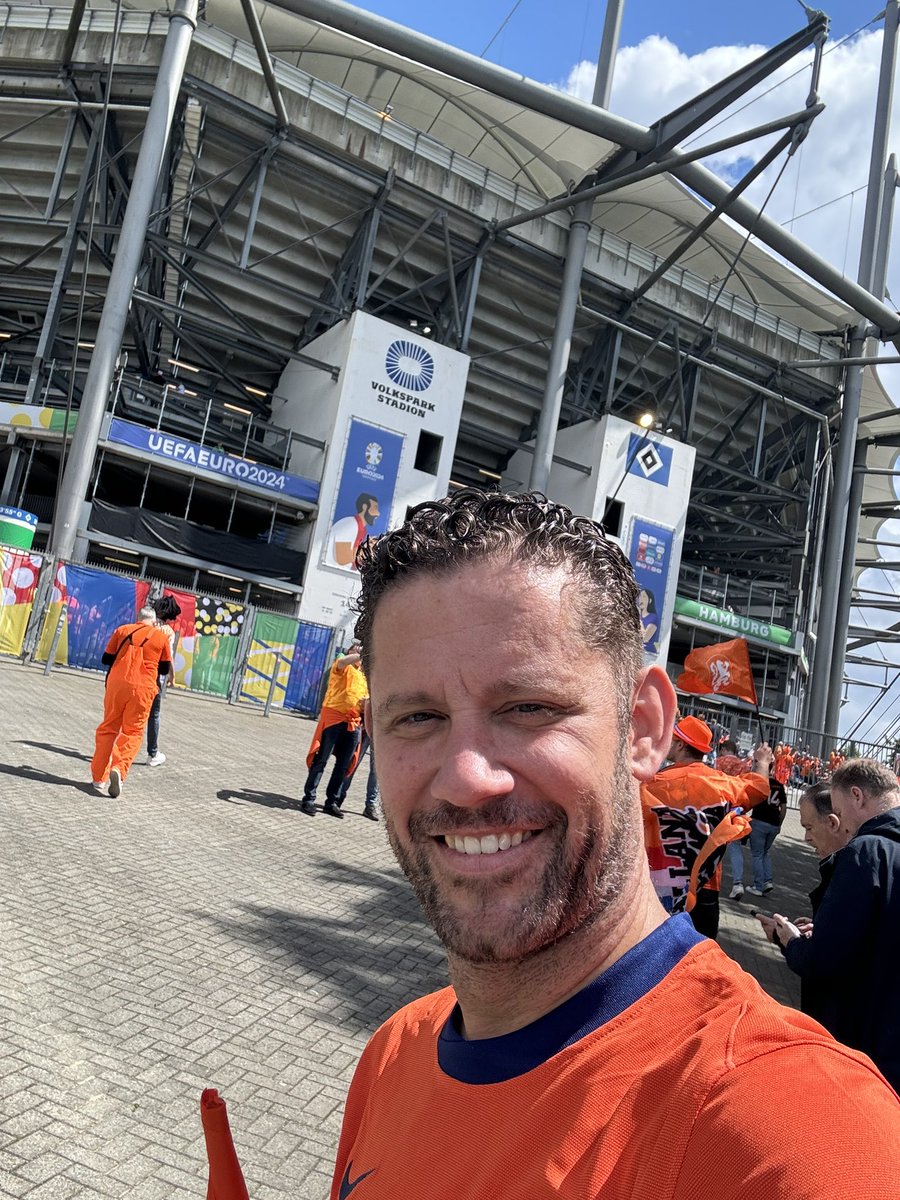 Lars Hagen tweet media