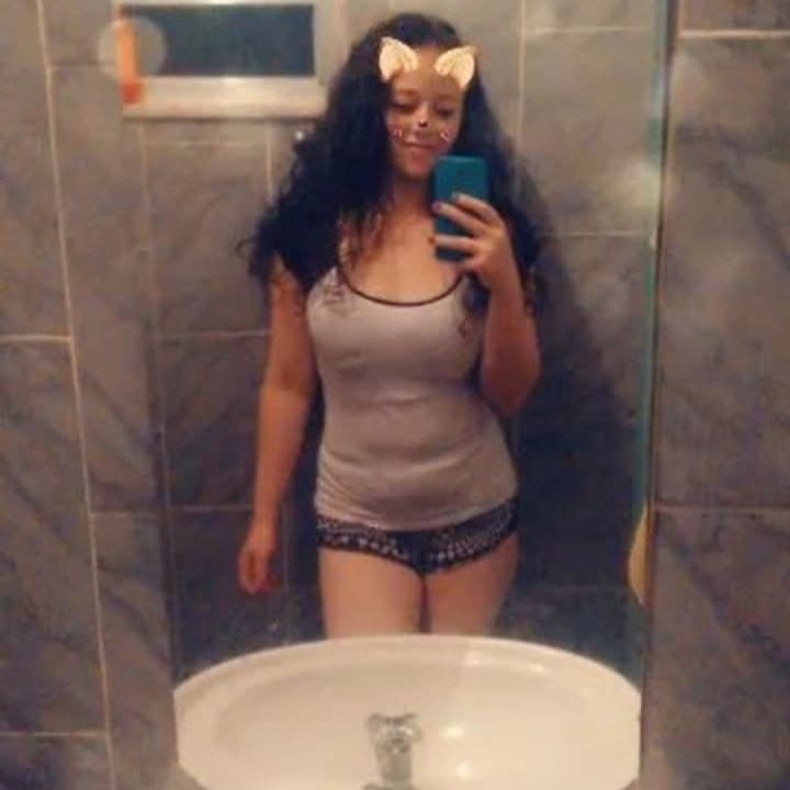 IsabelDomino's tweet photo. #NewProfilePic https://t.co/y4dynCBWmJ