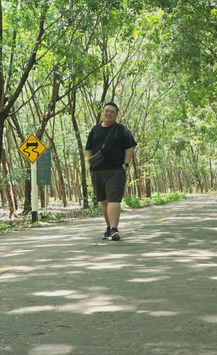 suppraleak's tweet photo. วันหยุดทั้งที ... เข้าป่ากัน
#อ้วนอ้วนกลมกลม https://t.co/YUz6ETi0Xv