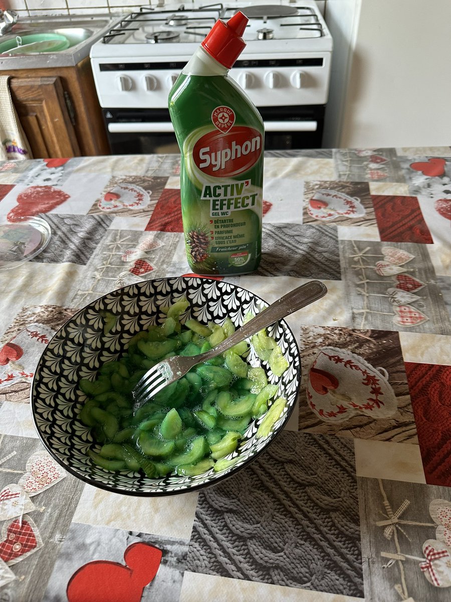 LanguedeTaz's tweet image. Voilà aussi un des rôles des #idel 
Dans la prise en charge des patients à domicile 
Éviter qu’ils mangent n’importe quoi 😱