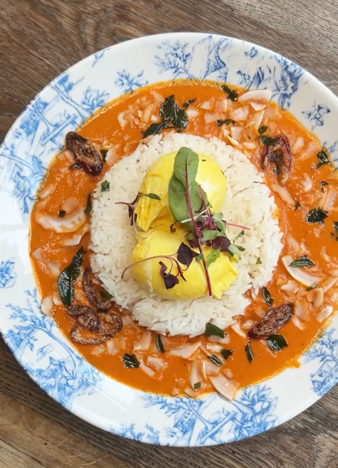 🍳Mama Shakes Egg Curry
Have you tried this yet? 

#nottinghill #eggs #eggseggseggs #foodie #brunch