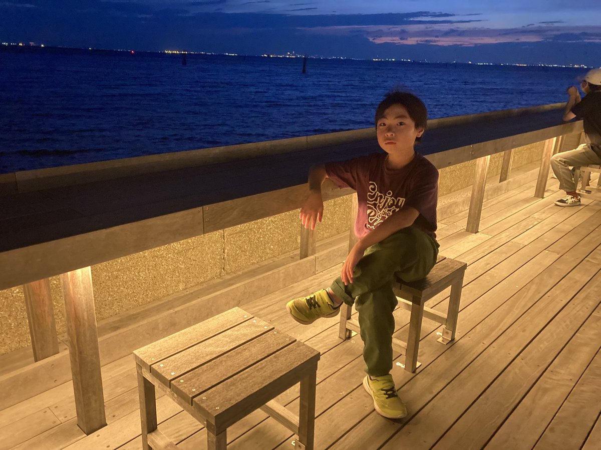haruchiiya's tweet photo. 鳥居崎海浜公園に寄り道してみた！
木更津の新スポットなのねー
赤い橋の隣に夜景の綺麗な新施設
ついでにショート撮影しました❤️

#木更津 #夜景 #新スポット #赤い橋 #しなこワールド 

https://t.co/IvQvRvzm7h https://t.co/ViyB9RvWzq
