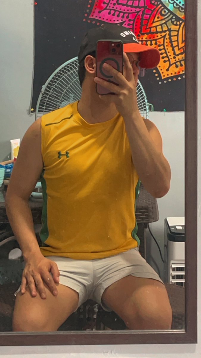 ES_0viedo's tweet photo. I maybe look like a good boy but my mind is dirtier than yours. https://t.co/rGJLgabFcK