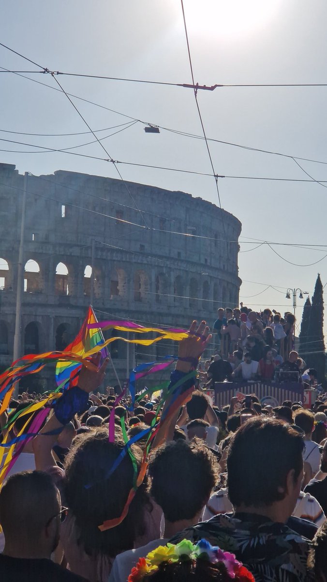 ste_marco_17's tweet image. Il riassunto di questo #RomaPride
