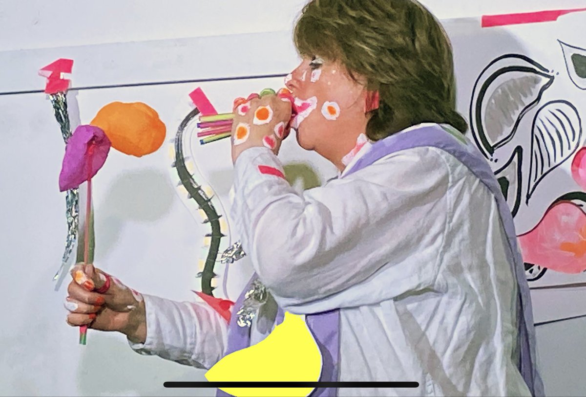 WEEZ performance at BOLD Oxford curated by <a href="/CouCouCuration/">COU COU</a> #liveart #performanceart